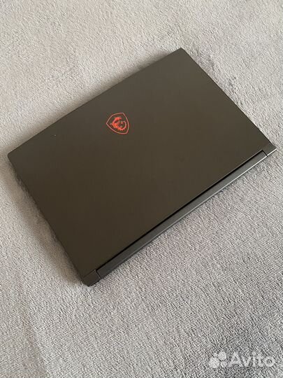 Игровой ноутбук MSI(IPS/i5/16Gb/SSD/RTX3050)