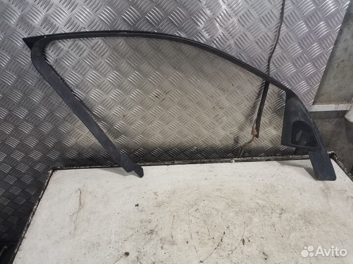 Накладка двери передняя левая Бмв x1 BMW X1