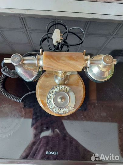 Телефон из натурального камня - опала