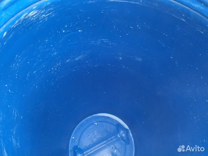 Бочка пластиковая 127 литров б. У