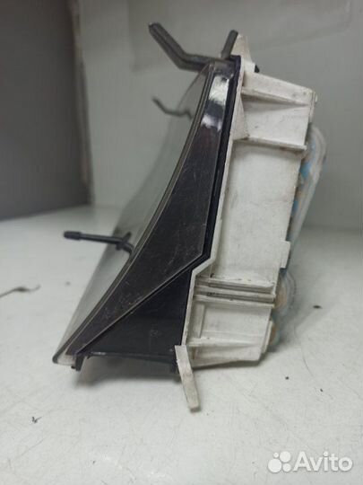 Панель приборов Toyota Hilux Surf LN60V 2L