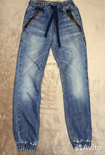 Куртка и джинсы на мальчика, рост 134