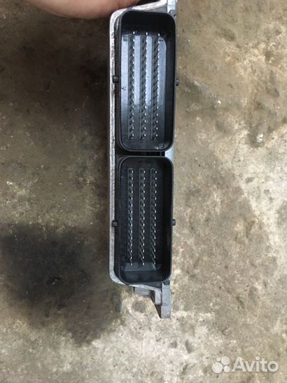 Блок управления двигателем Renault Logan LS1Y K4M