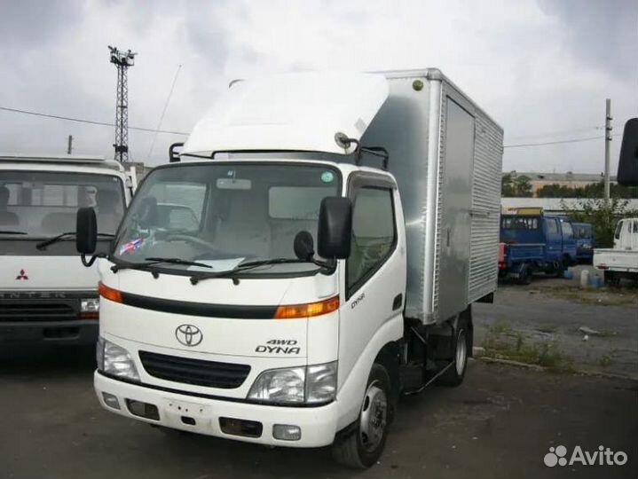 Габариты Toyota Dyna 00-03 цена за пару