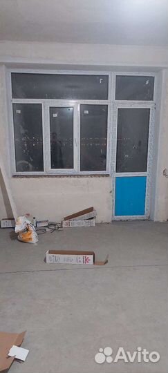 Балконная дверь с окном