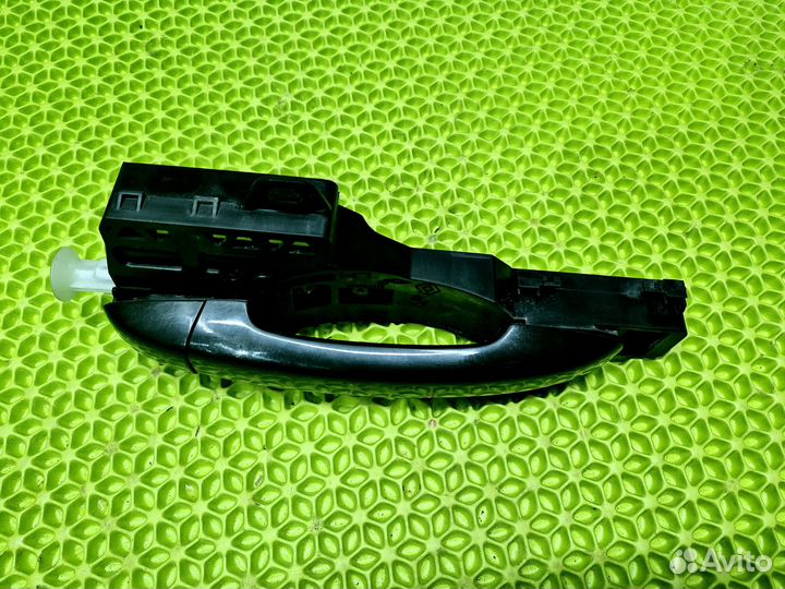 Ручка двери задняя левая Renault Arkana 2021