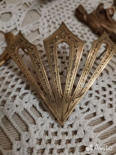 Накладки мебельные старинные. бронза(4 см, -15 см)