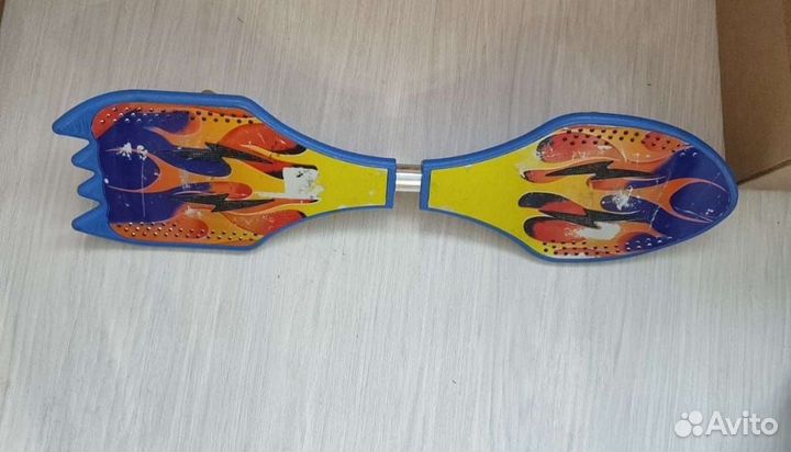 Двухколесный скейтборд (рипстик)