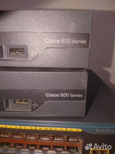 Коммутатор и маршрутизатор Cisco