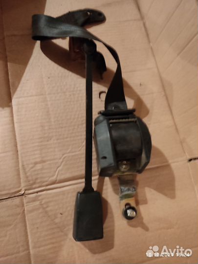 Ремень безопасности