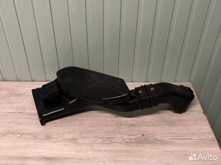 Воздухозаборник mitsubishi outlander XL