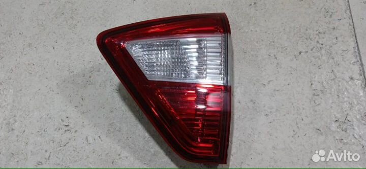 Фонарь задний правый Nissan Terrano F4R 2021