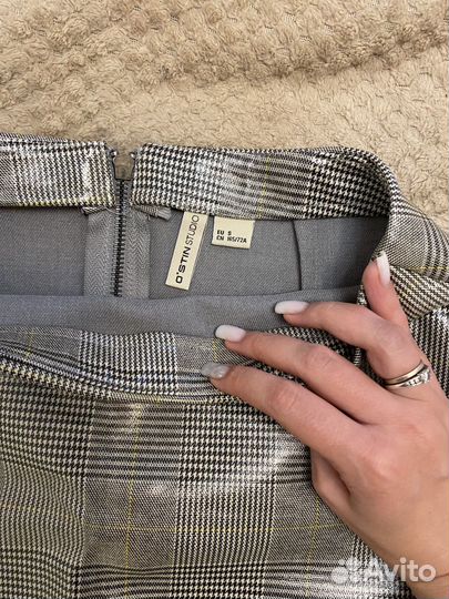 Кожаная юбка в клетку