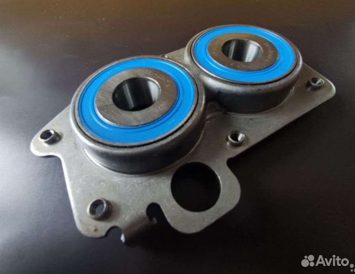 Кронштейн с радиальным подшипником 02T311206H