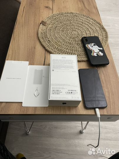Мобильные телефоны бу iPhone 10