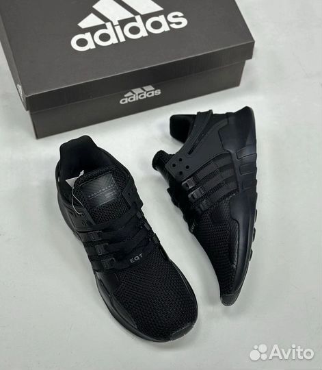 Кроссовки adidas