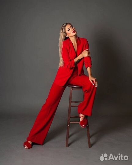 Брючный костюм женский 42 44 красный