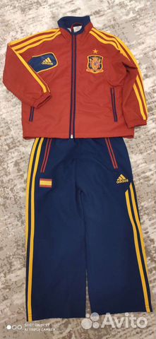 Спортивный костюм adidas для мальчика новый