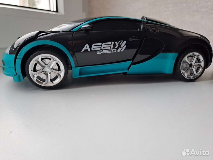 Машинка робот на радиоуправлении