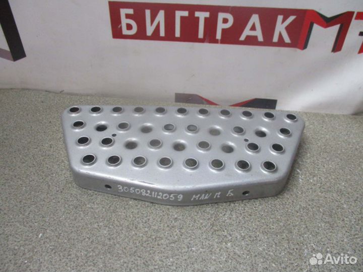 Подножка средняя MAN TGA, TGS, TGX, новая