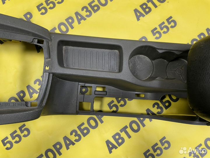 Подлокотник Ford Focus 2