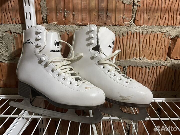 Фигурные коньки nordway