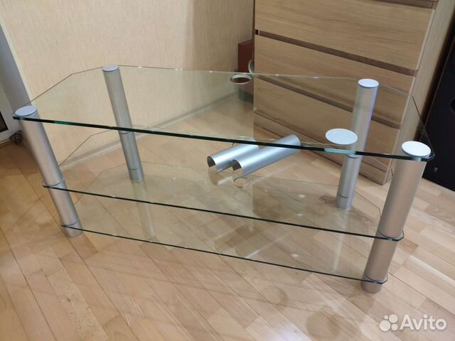 Стеклянная тумба под тв