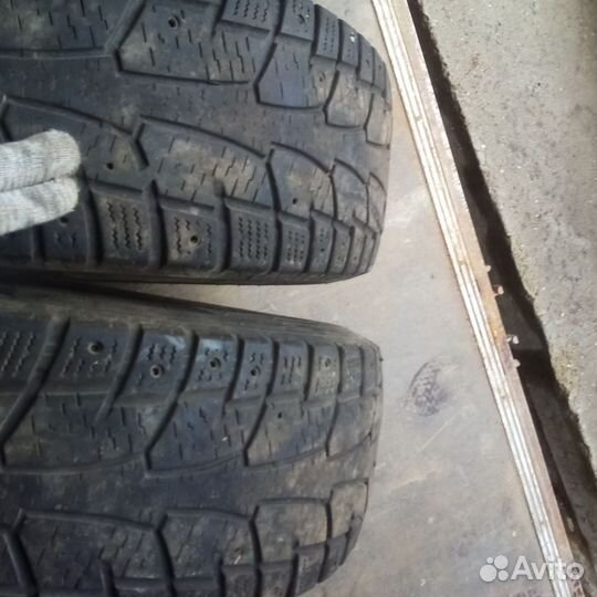 Hankook Winter I'Pike 235/65 R16C