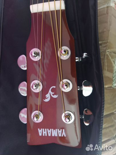 Акустическая гитара yamaha f370