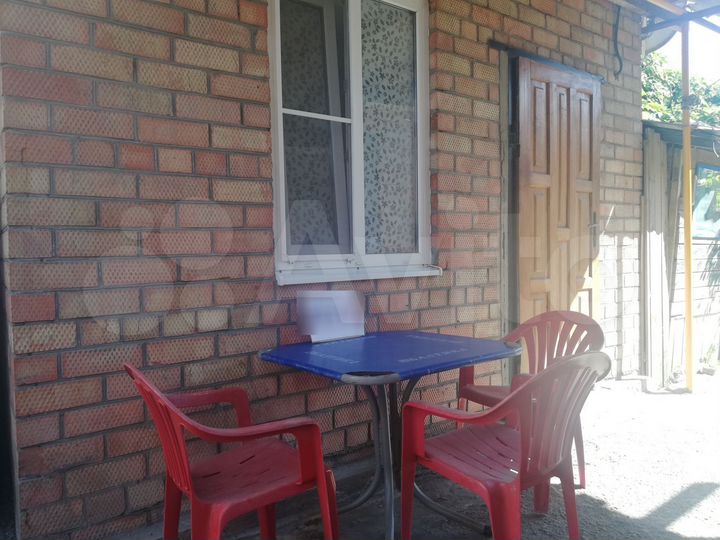 2-к. квартира, 40 м², 1/1 эт.