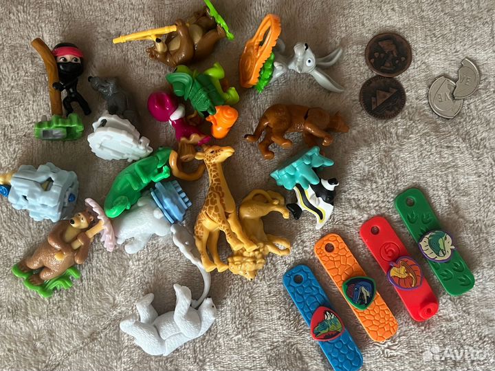 Киндер игрушки