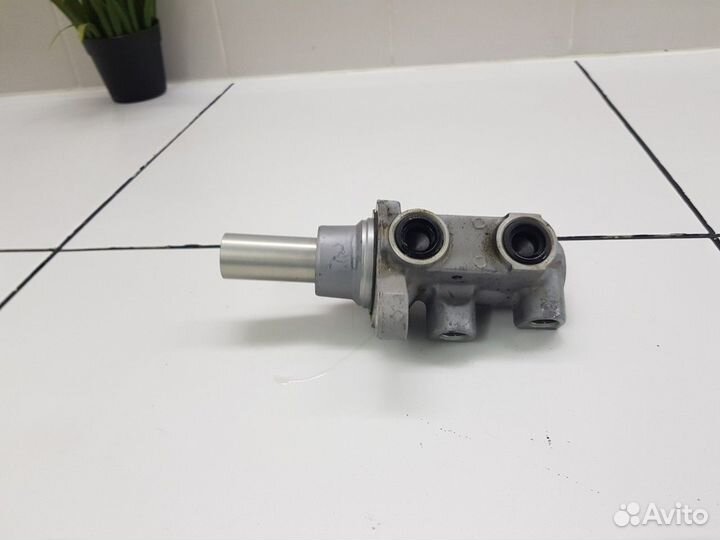 Главный тормозной цилиндр (Geely Coolray)