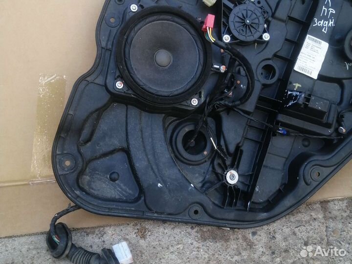 Стеклоподъемник задний правый Hyundai Sonata