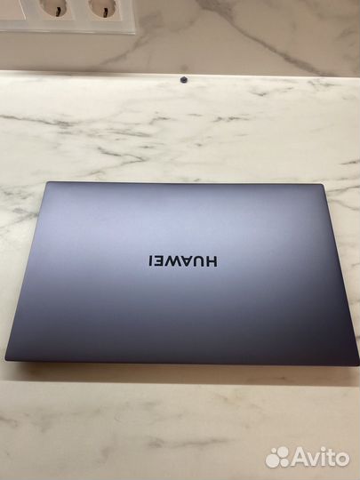 Ноутбук Huawei matebook d16