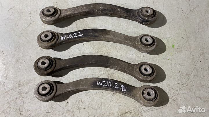 Рычаг задний верхний Mercedes Benz W211