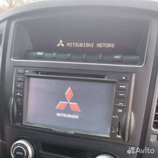 Автомагнитола на Паджеро 4