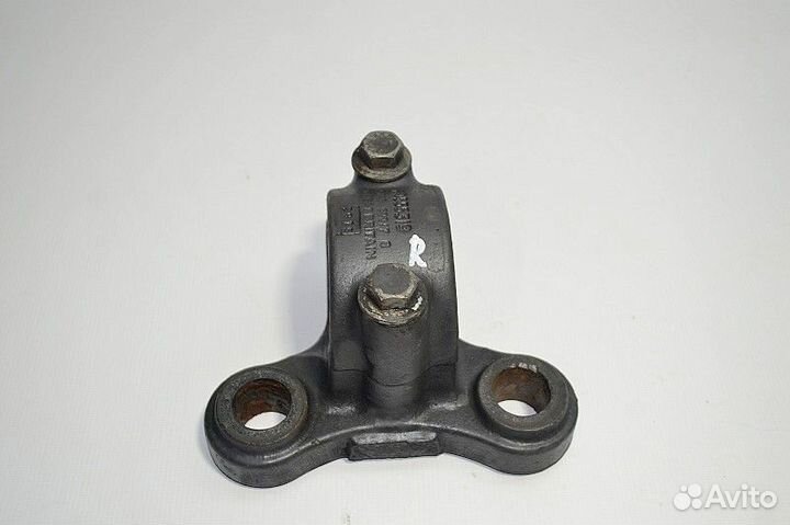 Кронштейн стабилизатора, переднего моста, нижний п