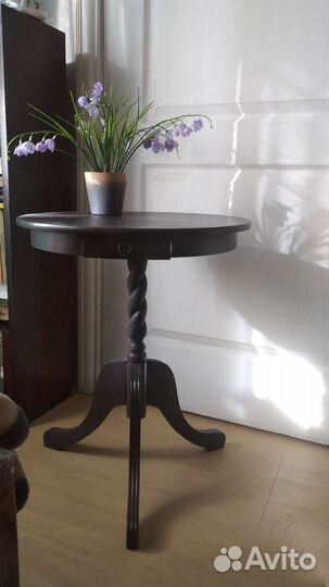 Столик подставка