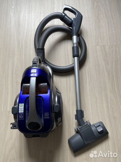 Пылесос LG Kompressor VC73203uhab