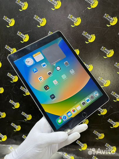 Apple iPad 9th Gen 2021 10.2
