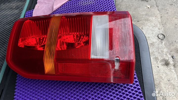 Фонарь задний левый land rover discovery 3