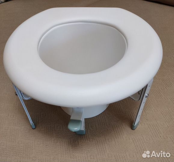 Насадка для унитаза с регулировкой по высоте