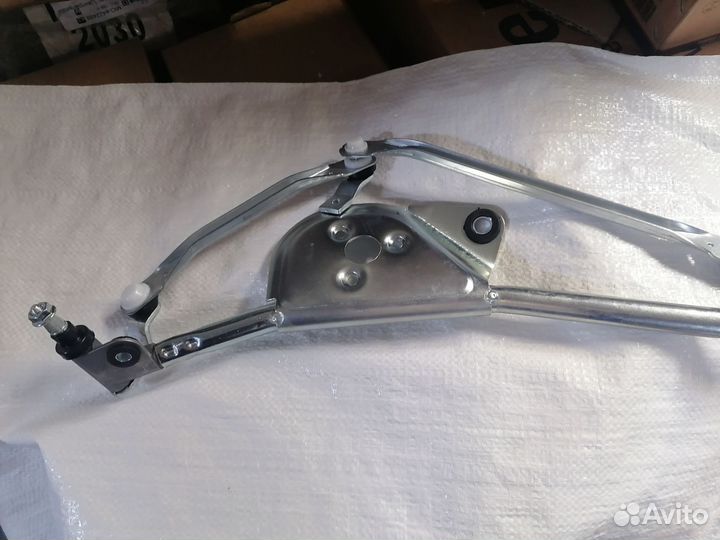 Трапеция стеклоочистителя Калина