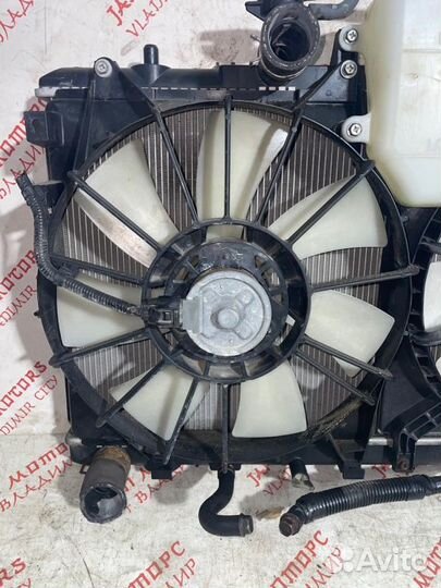 Радиатор охлаждения двигателя Suzuki Sx4 YB11S