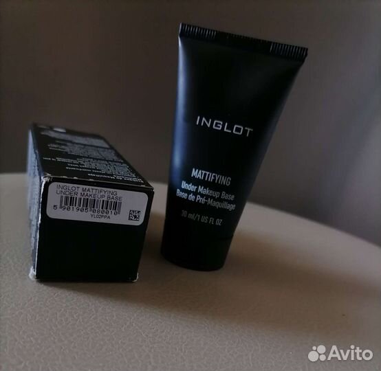 Inglot Матирующая база