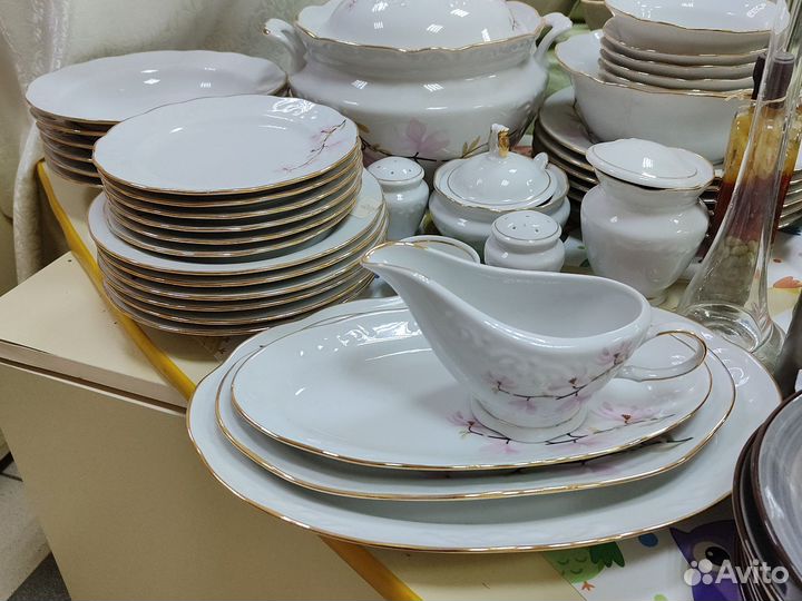 Набор столовой посуды на 6 персон