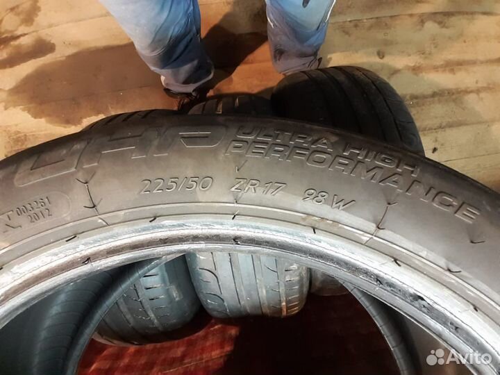 Kormoran Ultra High Performance 225/50 R17 98W