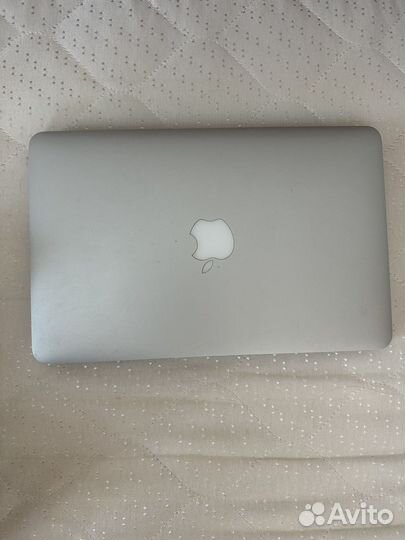 Apple MacBook Air 13.3 2011 год