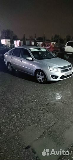 LADA Granta 1.6 МТ, 2015, 155 000 км