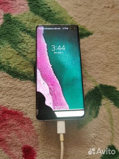 Samsung Galaxy S10+, 8/128 ГБ